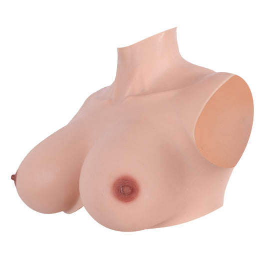 Verbesserte G-Cup-Brüste in Ost-West-Form