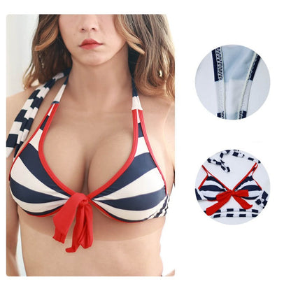 Dunkelblauer, gestreifter, geknoteter Neckholder-Bikini im maritimen Stil