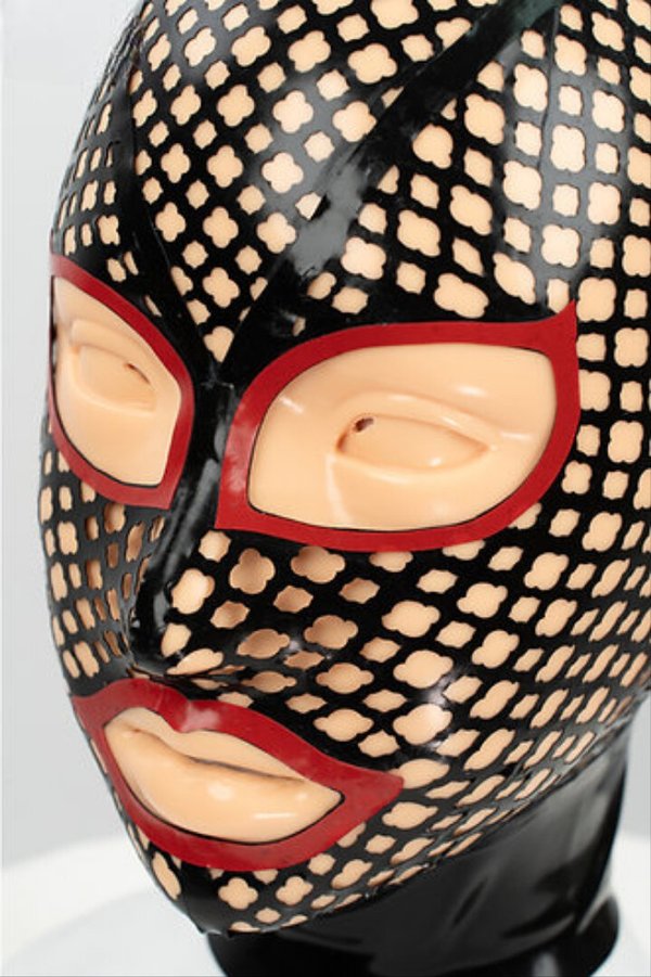 Mesh-Hohlhaube aus Latex