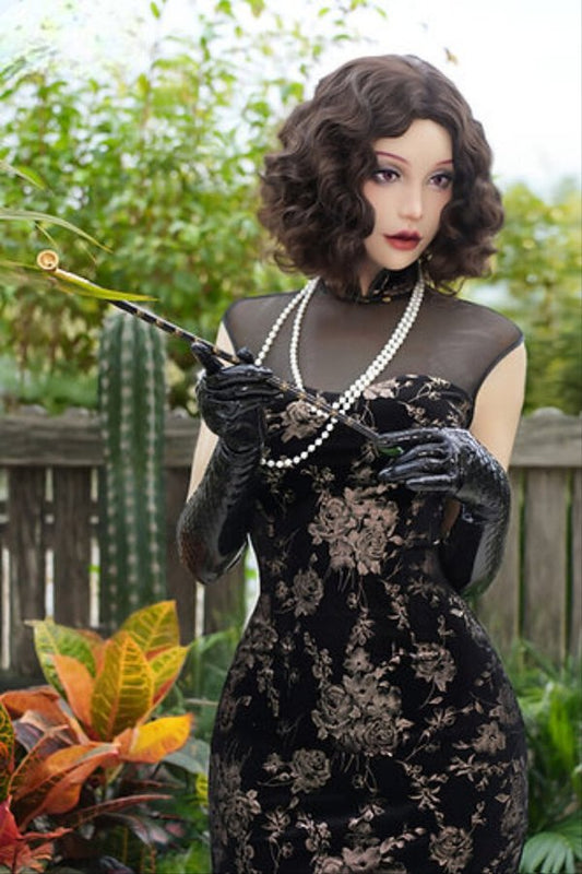 Lange Latexhandschuhe mit Schuppenmuster