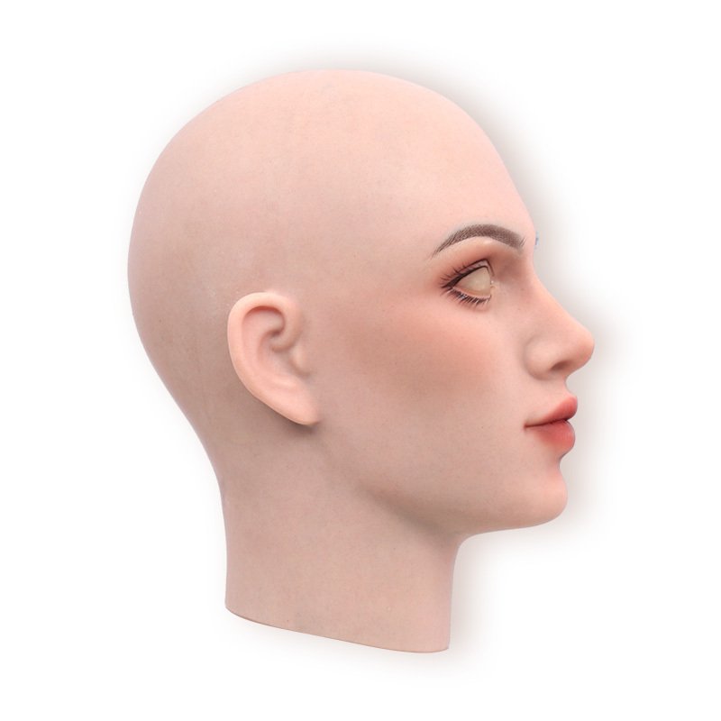 Neue realistische Silikonmaske „Anneliese“